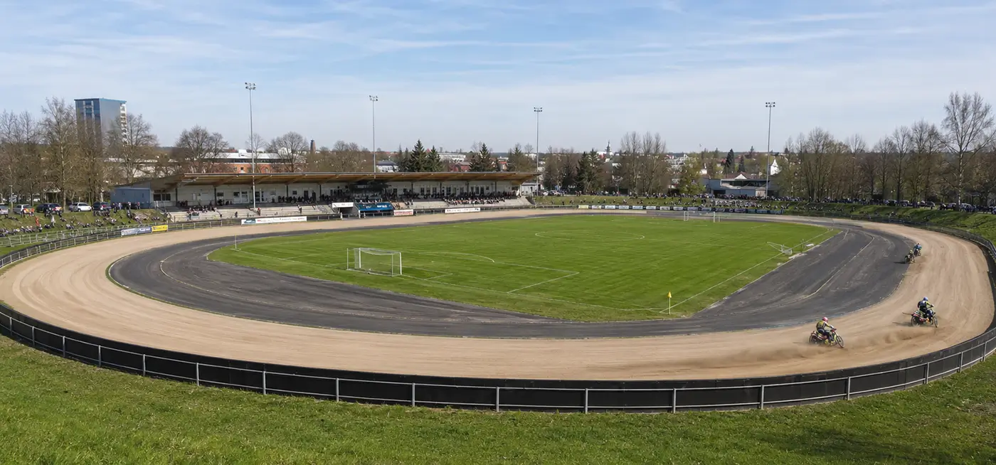 Sandbahnrennen im Haunstetter Stadion